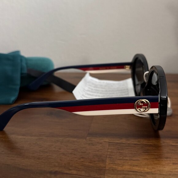 GUCCI - Round-Frame Acetate Sunglasses in Black - Picture 5 of 6